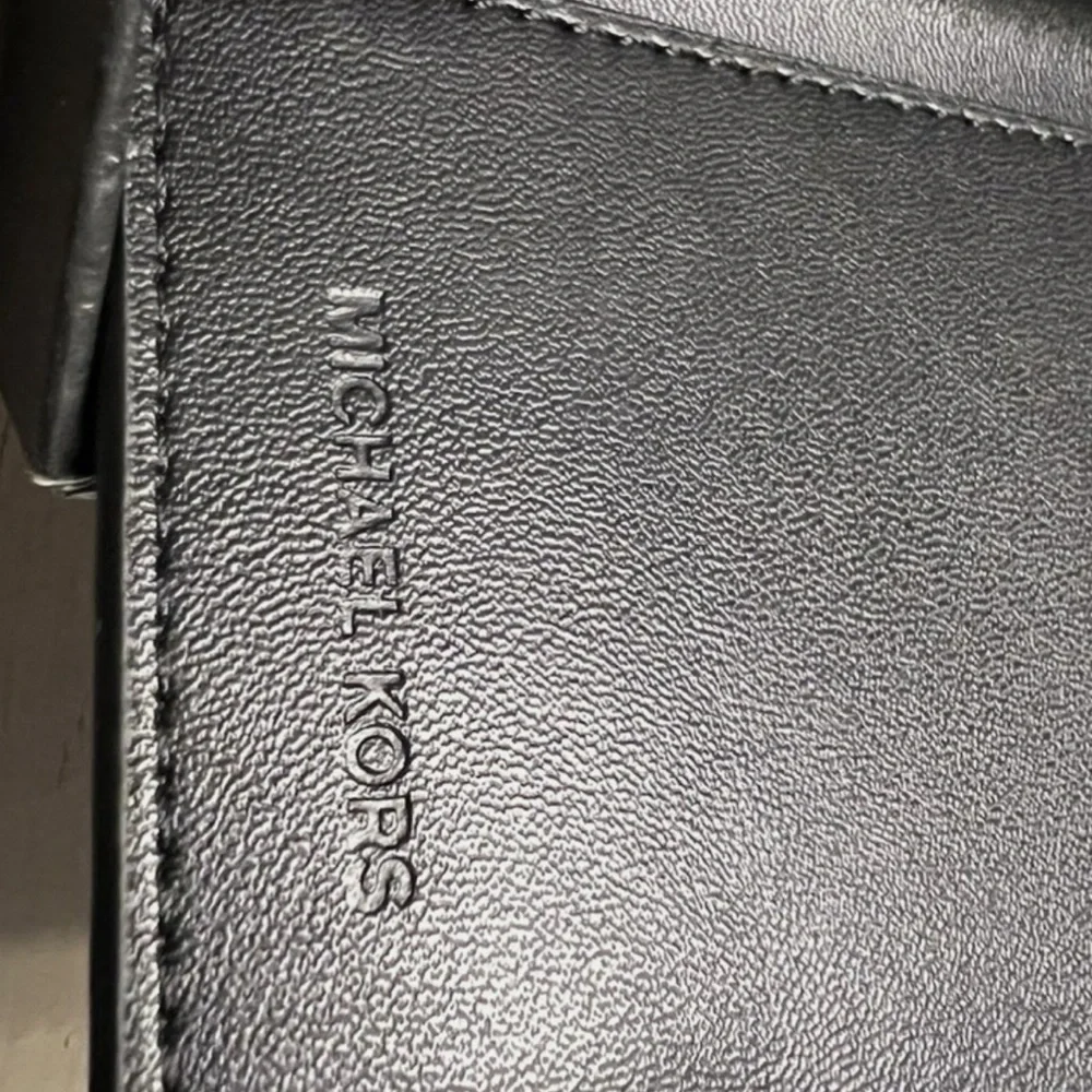 NWT MICHAEL KORS Men's Wallet Card Case Folding MK Black Jet Set -NEW in box